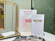 妖精氣味館Moschino小熊香調香水蘋果、柑橘、紅茶藨子中調：茉莉、芍藥后調：麝香、檀香、琥珀蒸汽波