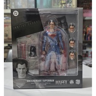 Mafex 273 Knightmare Superman ZSJL Ver. (Henry Cavill)