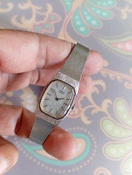 Seiko Woman manual winding