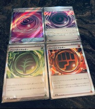 ❤️❤️❤️一套共4張$150- M3 特殊能量卡 079/080 テレパス超エネルギー R, 104/080 ワンダーパッチ SR 078/080 グロウ草エネルギ 080/080 ロック闘エネルギ