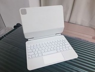 ipad磁吸懸浮鍵盤保護套