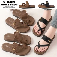 Checked Shop * [AZ602-170] 2cm Sole Thick Soft Leather Cover Toe Sandals Beach Flat Slippers 2 Color