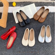 1NIE.STUDIO | Trendy Split Toe Flat Shoes – Elegant Korean Doll Shoes, Soft and Comfortable Leather 