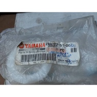 GUARD SEAL PLASTIC ROLLER 2A6-22151-00 DT 125 - O1W YAMAHA - 250 ONLY EACH