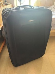 34寸行李箱（54x76x28cm)