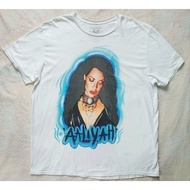 Second Hand T-Shirt AALIYAH