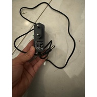 AC power adapter 100 - 240V - 9V 2000mA