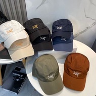 💜Cap帽 ARCTERYX SMALL BIRD HAT 始祖鳥刺繡標彎檐棒球帽鴨舌帽子 防曬帽 遮陽帽 情侶款 男女同款 越野 跑步 徒步 登山 滑雪Baseball cap, duck tong