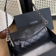 Beg rantai berlapis fesyen berlipat yang elegan dengan gaya baharu, kapasiti besar, beg silang bahu 