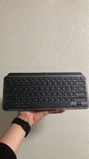 Logitech MX keys mini