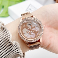 นาฬิกาข้อมือ guss ด้วยดีไซน์ที่โดดเด่นและหรูหรา ผสมผสานความเป็นแฟชั่นและฟังก์ชันการใช้งานได้อย่างลงต