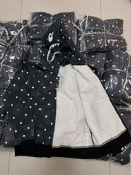 BAPE波點鯊魚黑色外套