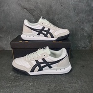 Sepatu Onitsuka Tiger Ultimate 81 EX White Black