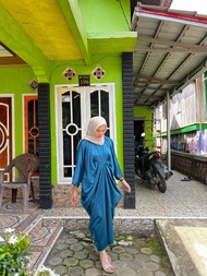 hana kaftan lebaran resleting depan ada talinya dalam