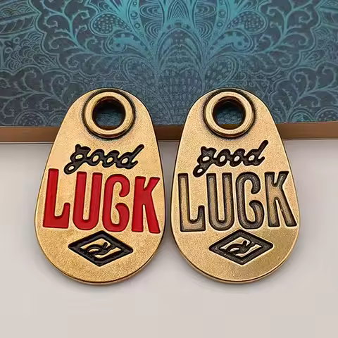 Brass Lucky Brand Car Keychain Pendant Smiling Lucky Bag Pendant LUCK Retro European and American Cr