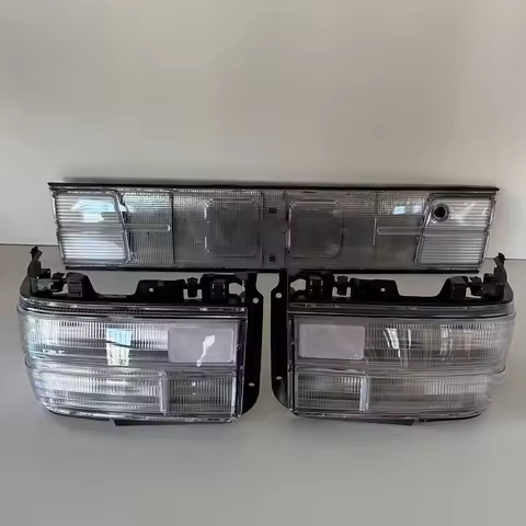 Car Tail Light Rear Brake Lamp For Toyota Corolla AE100 1992 to 1995 815611A830 Driving Indicator La