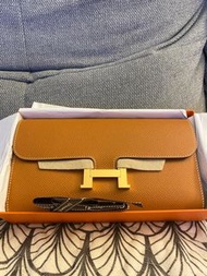 Hermes Constance to go