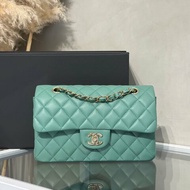 CHANEL 經典口蓋包 CF23 - 羊皮綠金