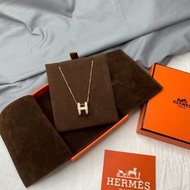 💕   全新 💕   Hermes Mini Pop H logo裝飾 頸鏈 女款 奶茶色吊咀 玫瑰金色