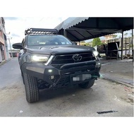 2021 New Design bumper Hilux body kit exterior decoration for Revo 4x4 bull bar off-road front bumpe