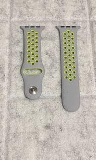 限時優惠🔥 100% Apple Orignial Apple Watch 40mm Nike Sport Band Grey Yellow