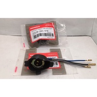HONDA EX5 / EX5 DREAM / EX5 HIGH POWER HEAD LAMP SOCKET ASSY HEADLIGHT/ LAMPU DEPAN SOKET