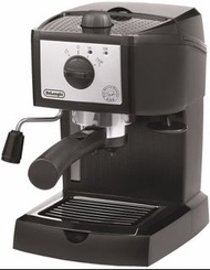 less DeLonghi 濃縮咖啡/卡布奇諾咖啡機