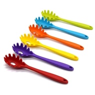 Noodles spoon pasta scoop random colors