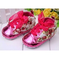 3D FLOWERS PINK BABY SHOE