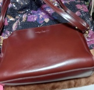 SECOND HAND กระเป๋าสะพายข้าง