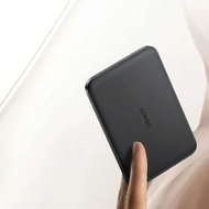 Anker | Magnetic Thin Portable Charger