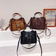 IMPORTED BAG Wanita 8023