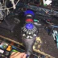 高雄 小港區 桂林 -Dyson 戴森 HH11 - V7 TRIGGER 手持式 無線吸塵器 7~9成新 出售 - 自