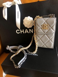 Chanel 19 phone pouch grey 罕有灰色手機包 電話袋