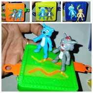 Childhood game 1 set of mini plastic Gladiator tables