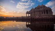 New Delhi - Akshardham Temple Tour with Water and Light Show