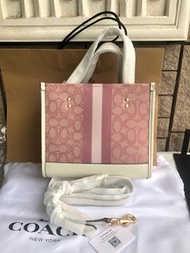 🔥IN STOCK🔥 Coach Dempsey tote 22 in signature jacquard with stripes