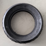 CST - TYRE 10 X 2.5IN