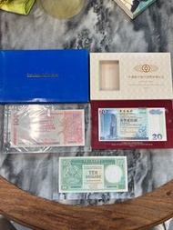 全新 全部 渣打銀行 1993 100 紙幣 紙鎮 中國銀行 1994 20 匯豐銀行 1992 10 港幣 紀念鈔 紀念幣