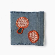 升級再造的牛仔布 boro 補丁採用刺繡針法 - 可見的修補。