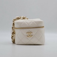 CHANEL 22S手提骰子包 - 白金32開