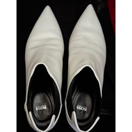 Authentic Hug0 B0ss Boots PRELOVED