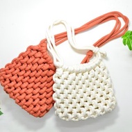 粗棉繩編織斜背側背包