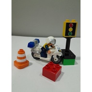 Preloved Lego Duplo Legoville Police Bike 5679