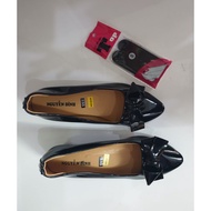 Liquidation of Nguyen Dinh Shoes size 235 - 37.Free shoe insoles. Brand new shoes.