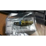 Nissan Terrano D1 temperature switch sensor