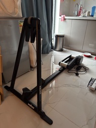 Wahoo KICKR ROLLR 智能單車訓練台