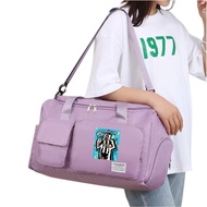Travel bag & Alexander Isak Newcastle EFL Cup Champion Art
