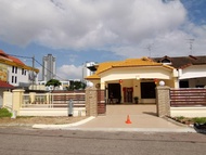 บ้านเดี่ยว 4 ห้องนอน 2 ห้องน้ำส่วนตัว ขนาด 4167 ตร.ม. – บันดาร์ บารู เปอร์มาส ชายา (G.P.S Homestay G