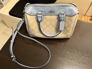 COACH 經典圖案手袋